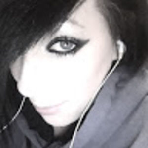 Meet your Posher, Devin